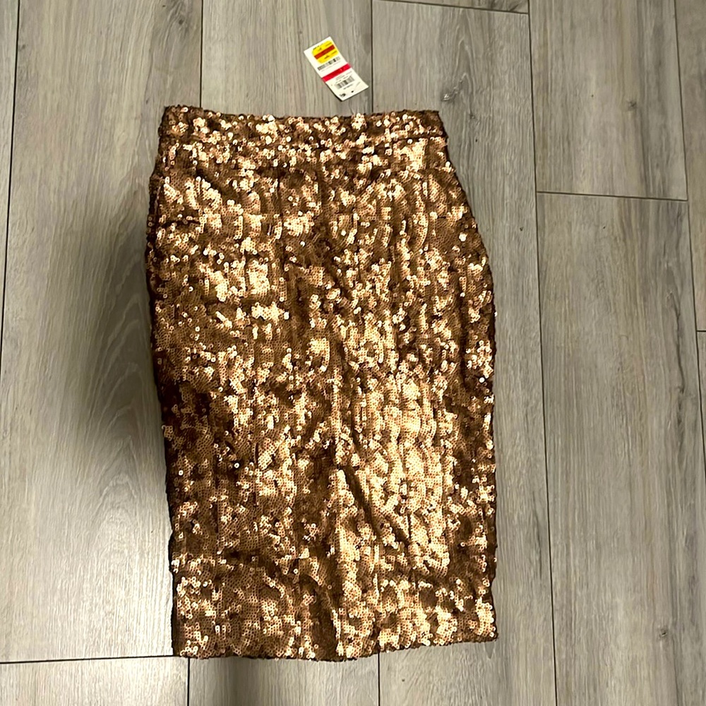 Bar III sequin skirt, size xs